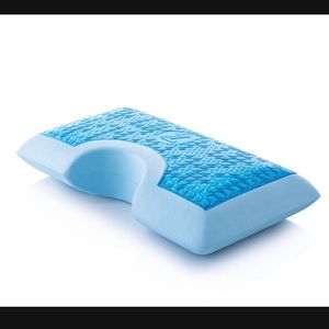 Z Malouf Gel Standard Cooling Memory Foam Pillow